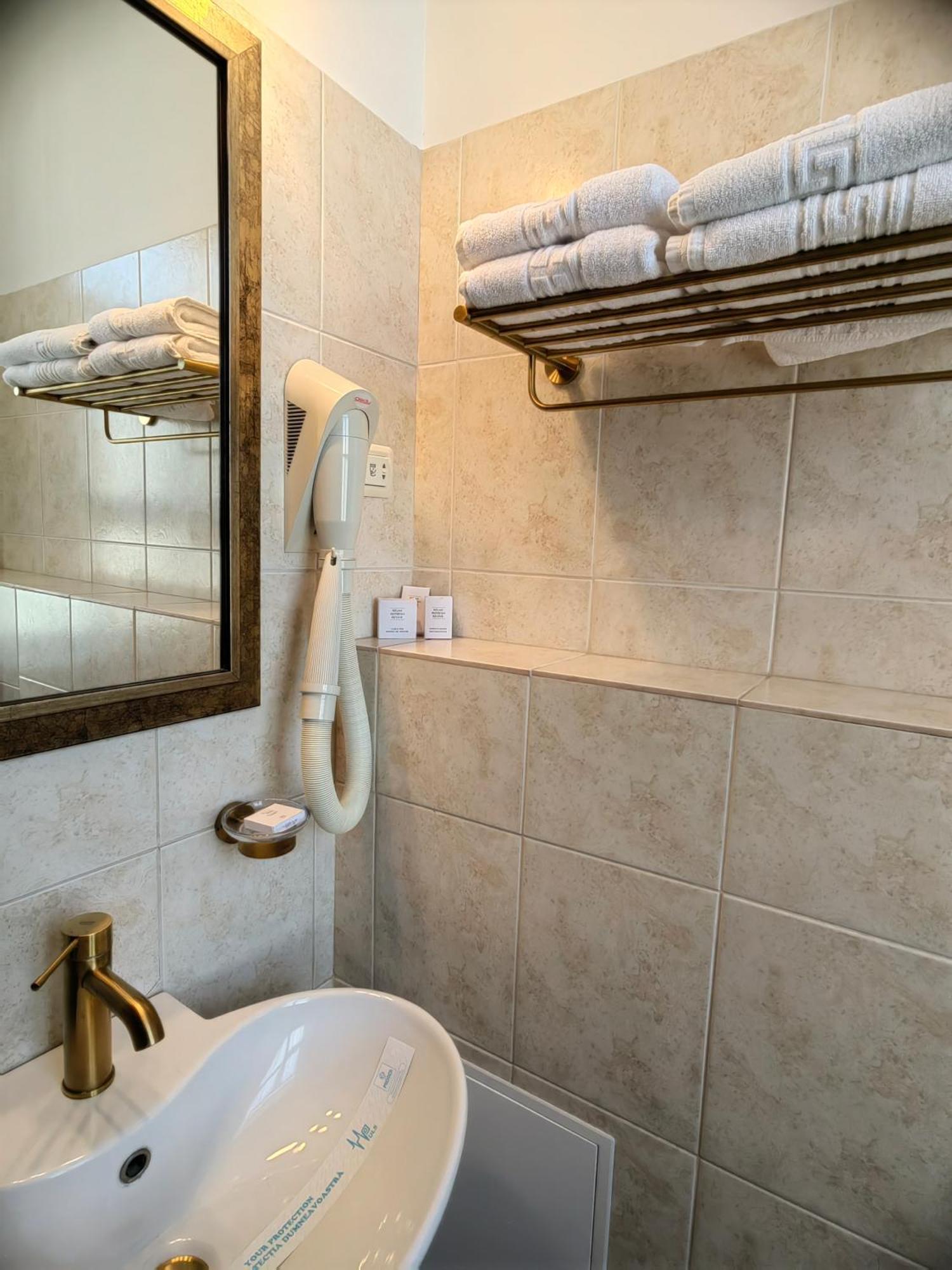 Hotel Carol Констанца Екстер'єр фото
